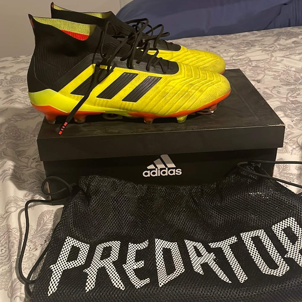 Adidas predator soccer